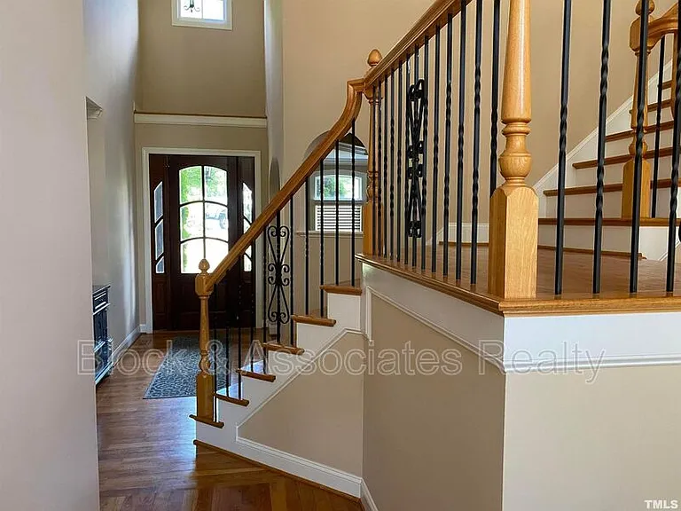 10216 San Remo Pl — Photo 8