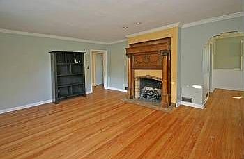 4th image of 1324 Kensington Ave