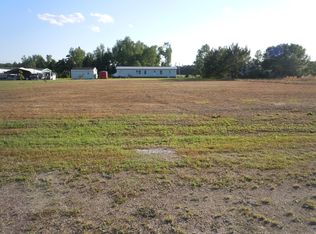 161 Courtney Sq, Tabor City, NC 28463