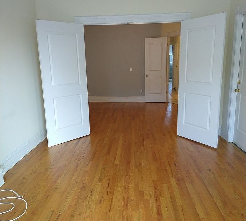 1st image of 297 7th Ave APT 3