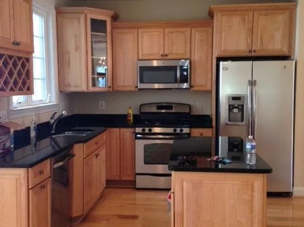 20349 Center Brook Sq, Sterling, VA 20165