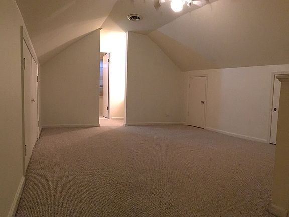 Upstairs bedroom with bath