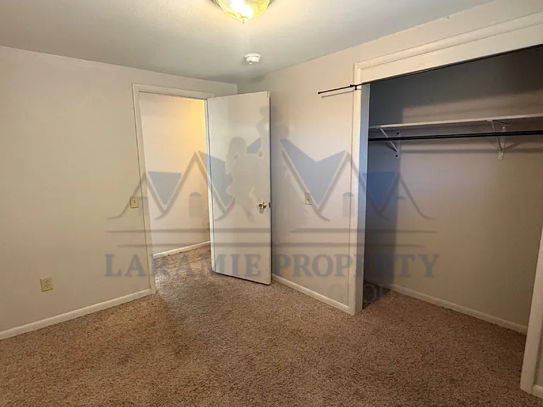 529 Spring Creek Dr #4 — Photo 12