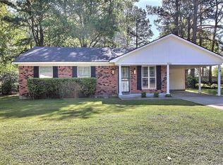 1030 Greenview Rd, Collierville, TN 38017