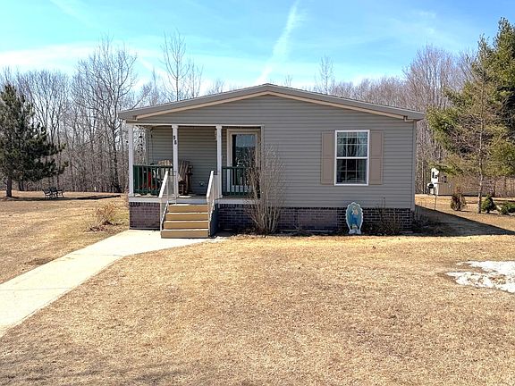 2nd image of 98 Pleasant Hill Road