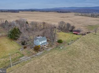 407 Windy Valley Ln, Charles Town, WV 25414