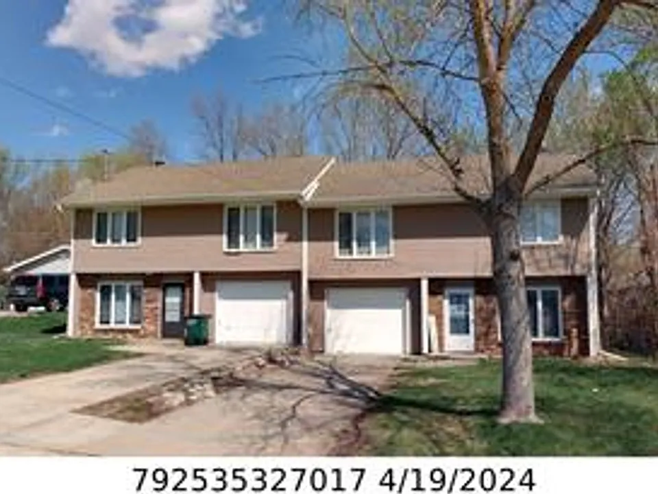 1465-1467 NW 81st Street