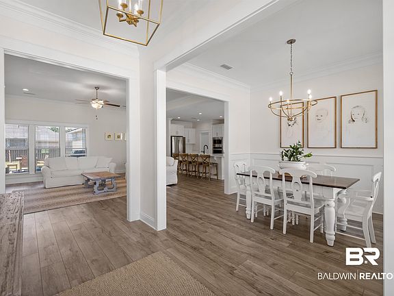 5th image of 732 Culpeo Ave