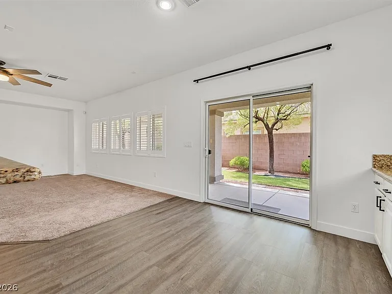 913 Hickory Park St — Photo 20