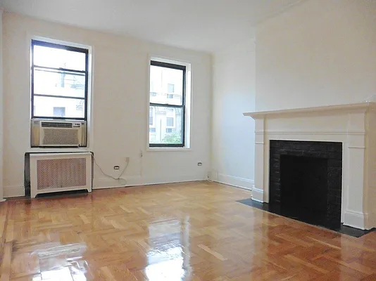 Rented by Kahen Properties | media 15