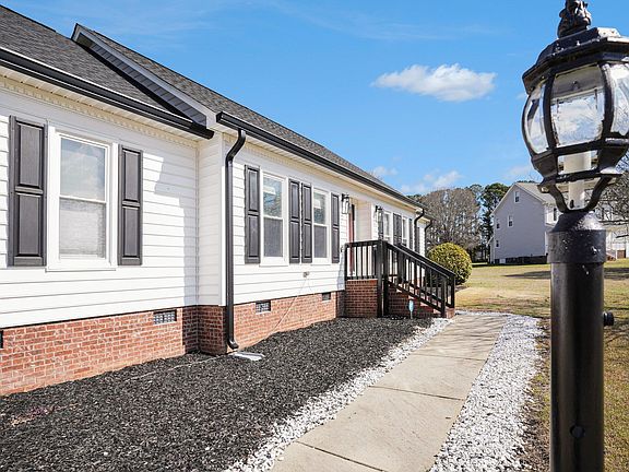 5th image of 2416 Whitset Pl