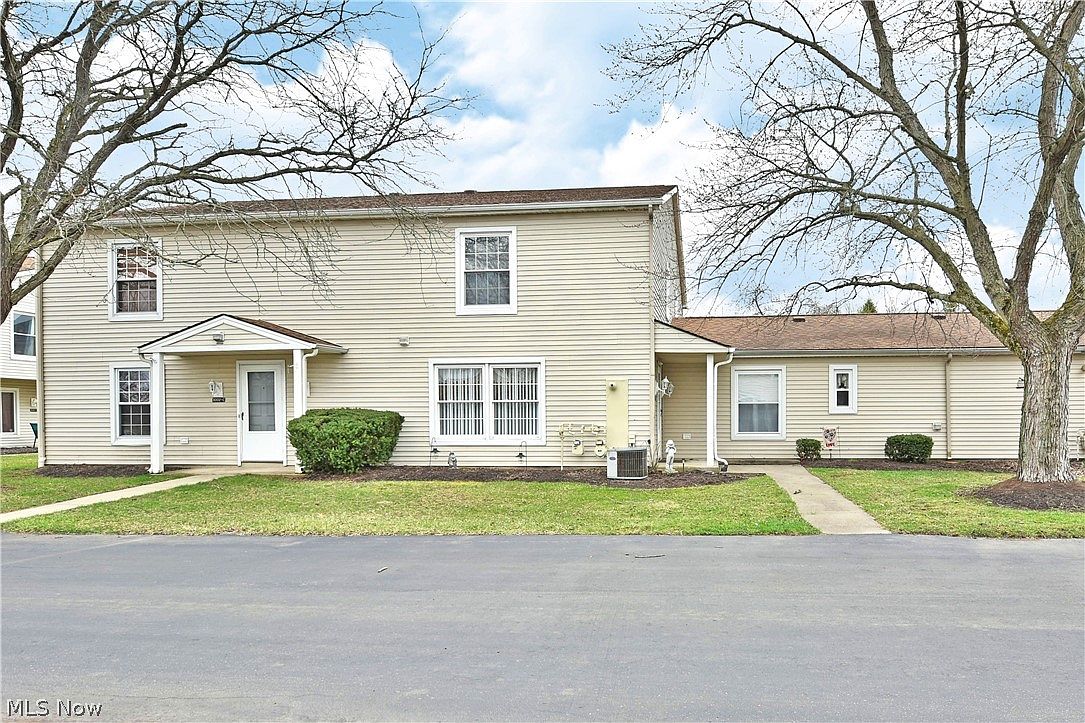 3002 Ivy Hill Cir UNIT B, Cortland, OH 44410 Zillow