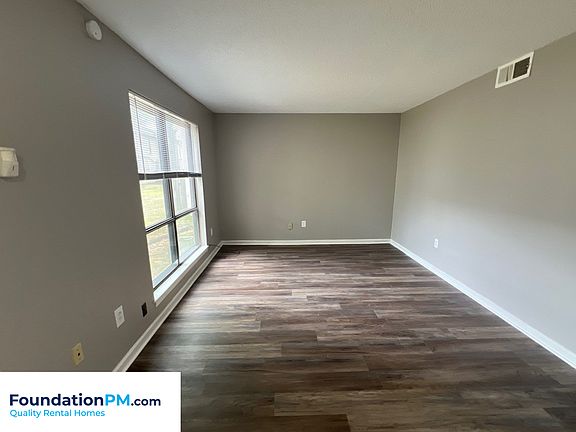 2nd image of 2774 Mojave Pl #3-1