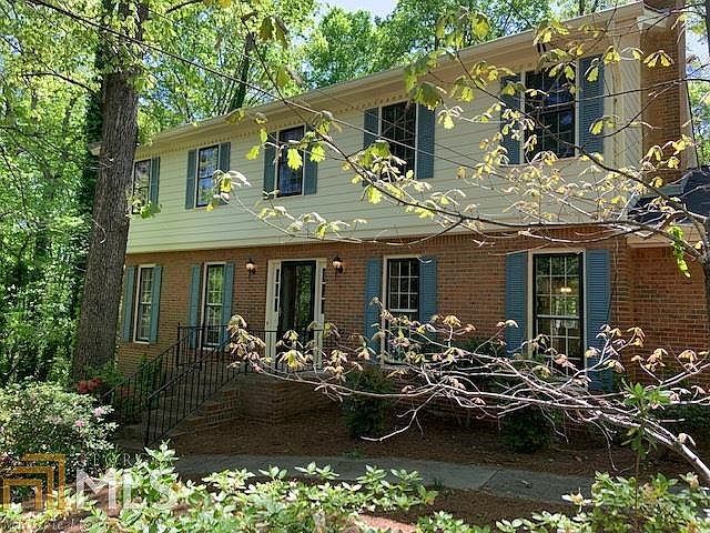 2nd image of 486 Hickory Hills Trl