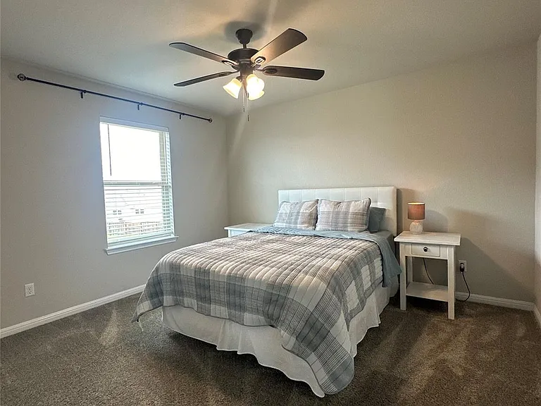 208 Mountain Valley St — Photo 18