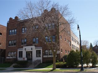 4460 N Oakland Ave, Milwaukee, WI 53211