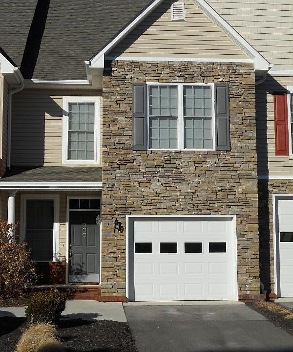 1st image of 330 Sheliah Ct