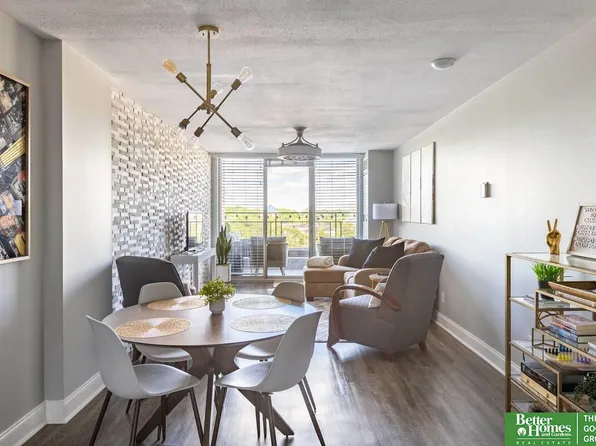 3000 Farnam St #S2r, Omaha, NE 68131