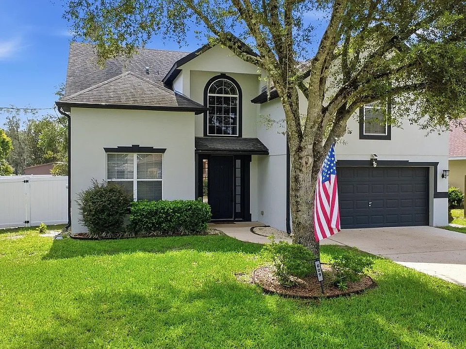 609 Rhodes Dr