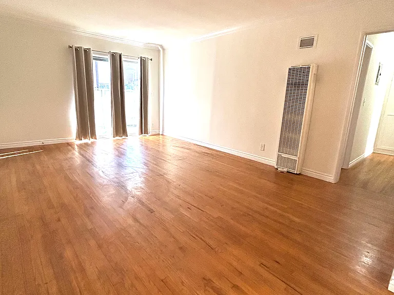 1332 N Citrus Ave #1 — Photo 4