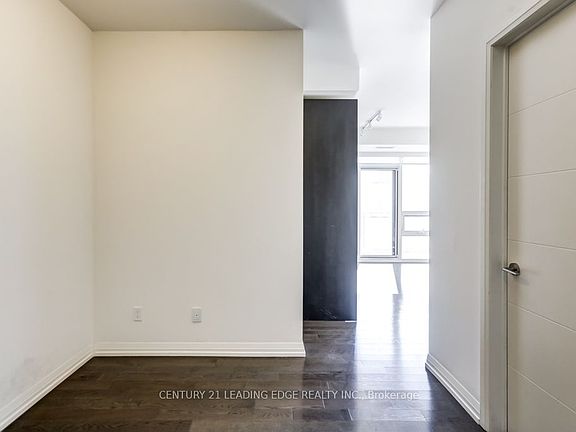 4th image of 460 Adelaide St E #939