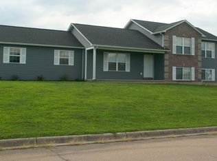 1401 Kiesha Ln, Farmington, MO 63640