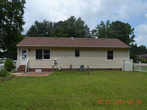 2nd image of 106 Davenport Ct
