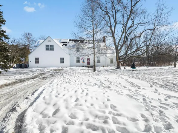 3655 Kent Pl, Crete, IL 60417