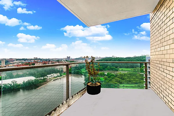 Sold by Brown Harris Stevens | media 9