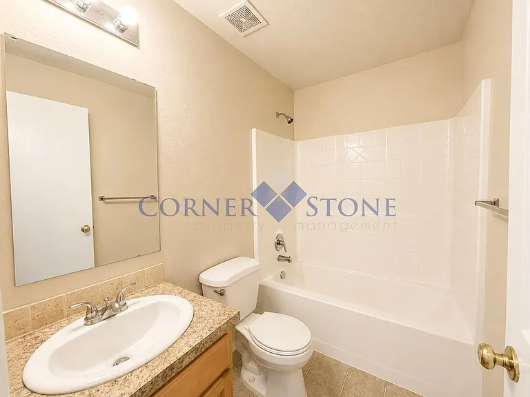 2678 N Kelsan Ave — Photo 25