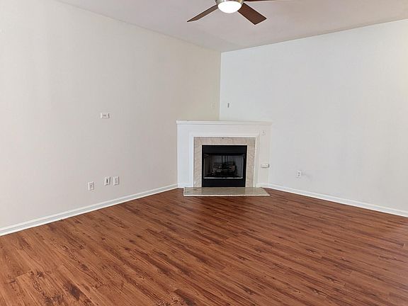 4th image of 7118 Abbotts Glen Dr