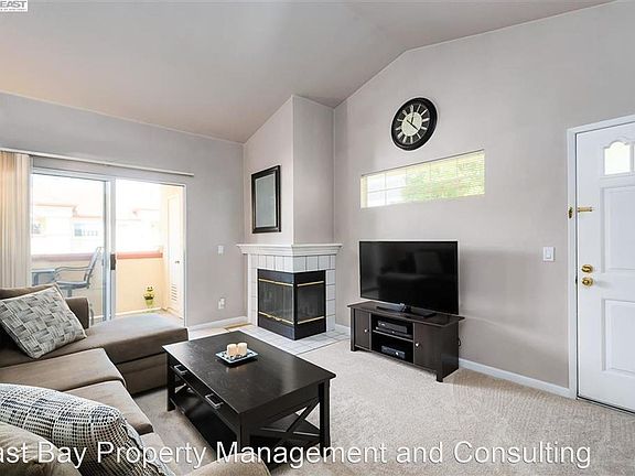 5th image of 7052 Dublin Meadows St