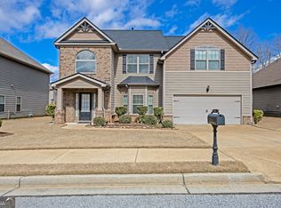 95 Sylvan Loop, Fayetteville, GA 30214