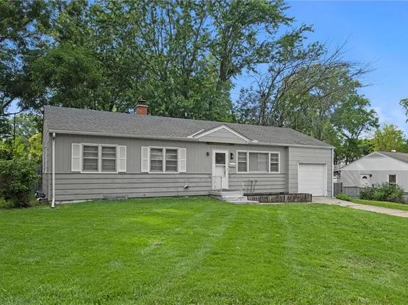 5804 Manning Ave, Raytown, MO 64133