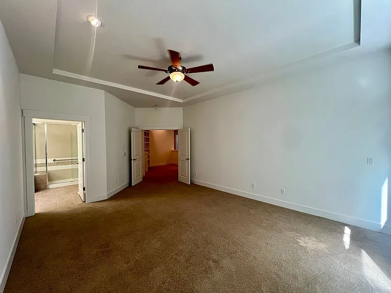 3875 Cameron Dr NE — Photo 17