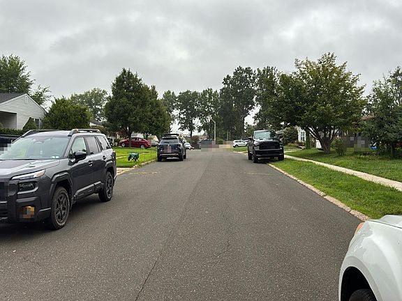 5th image of 60 Gamewood Rd