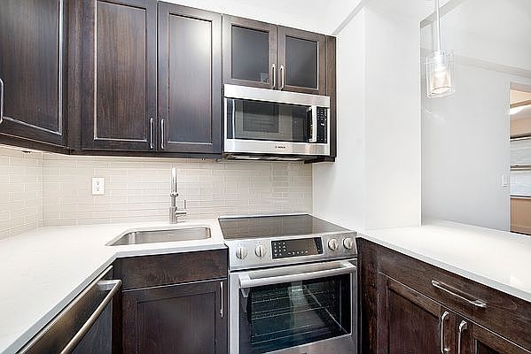 1st image of 80 Park Ave #B3