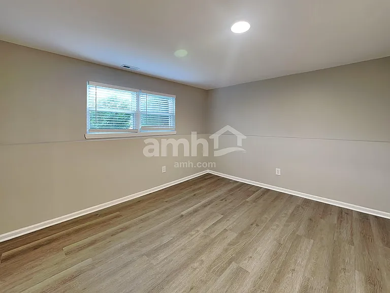 5925 Bluegrass Trl — Photo 17