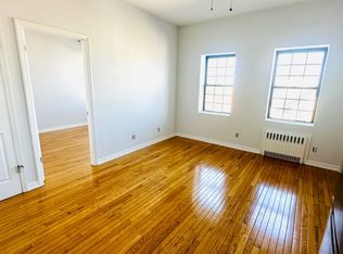 890 W Beech St APT 2H, Long Beach, NY 11561
