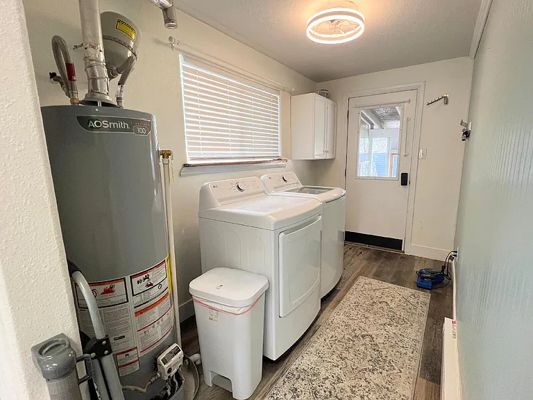 26 E 100 S — Photo 9