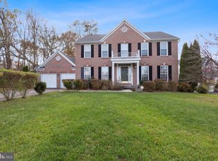 6000 Armaan Dr, Glenn Dale, MD 20769