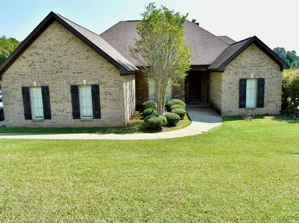 62 Century Ct, Wetumpka, AL 36092