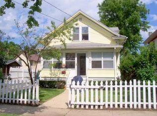 606 Watson St, Aurora, IL 60505