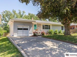 4424 Frederick St, Omaha, NE 68105