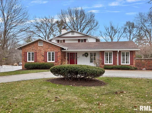 1776 Chatham Rd, Leland Grove, IL 62704