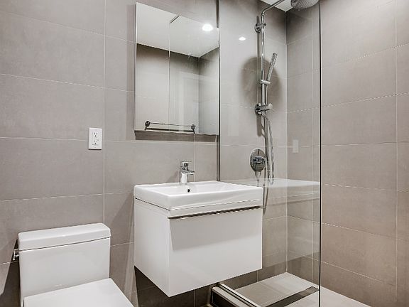 2nd image of 150 Ludlow St APT 03F
