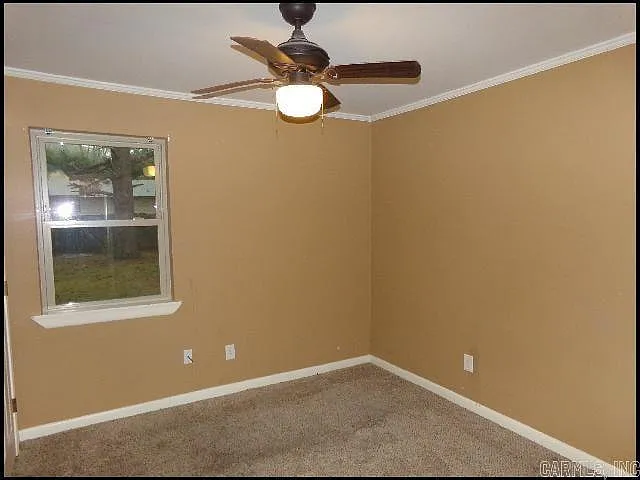 30 Ross Cir — Photo 8