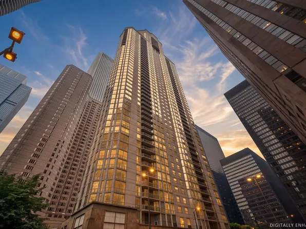 222 N Columbus Dr APT 1909, Chicago, IL 60601