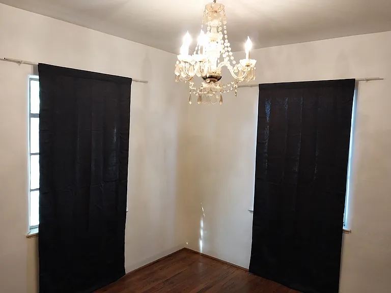 1015 Candelaria Rd NW — Photo 9