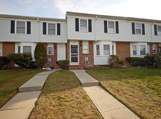 22 Dogwood Ct, Sayreville, NJ 08872